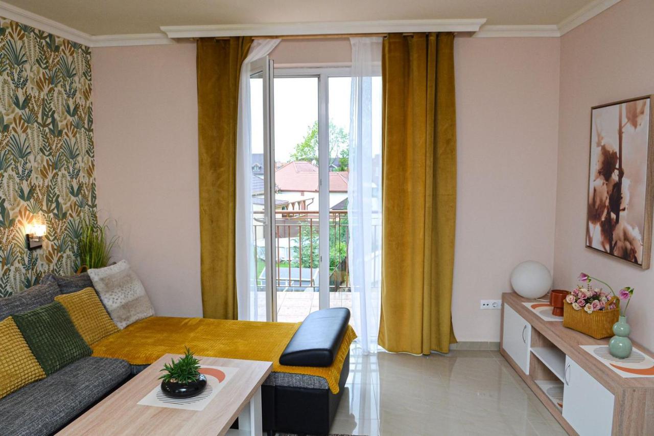 Unicum Apartman Hajdúszoboszló Екстериор снимка