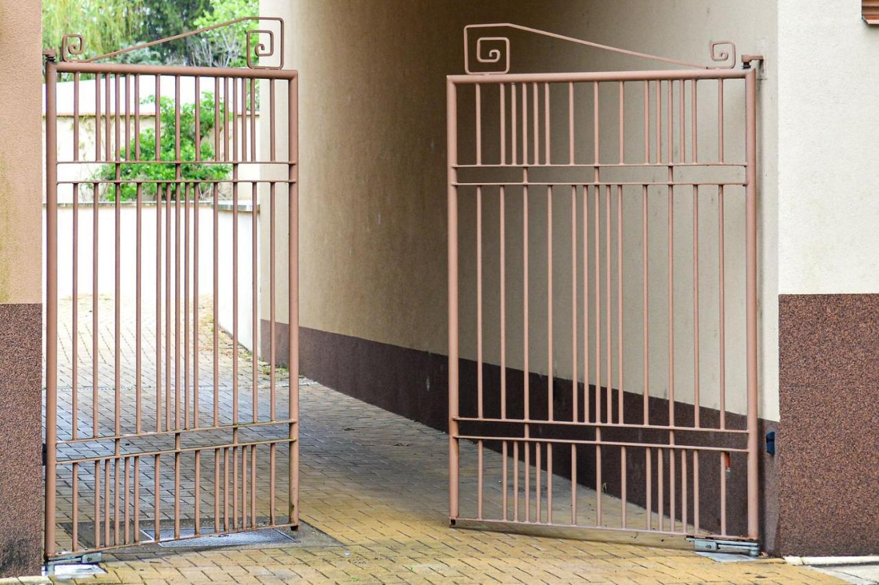 Unicum Apartman Hajdúszoboszló Екстериор снимка