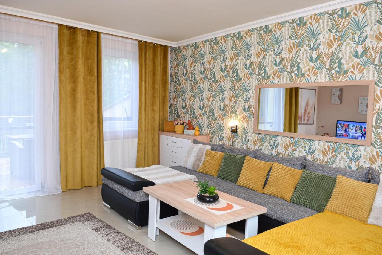 Unicum Apartman Hajdúszoboszló Екстериор снимка