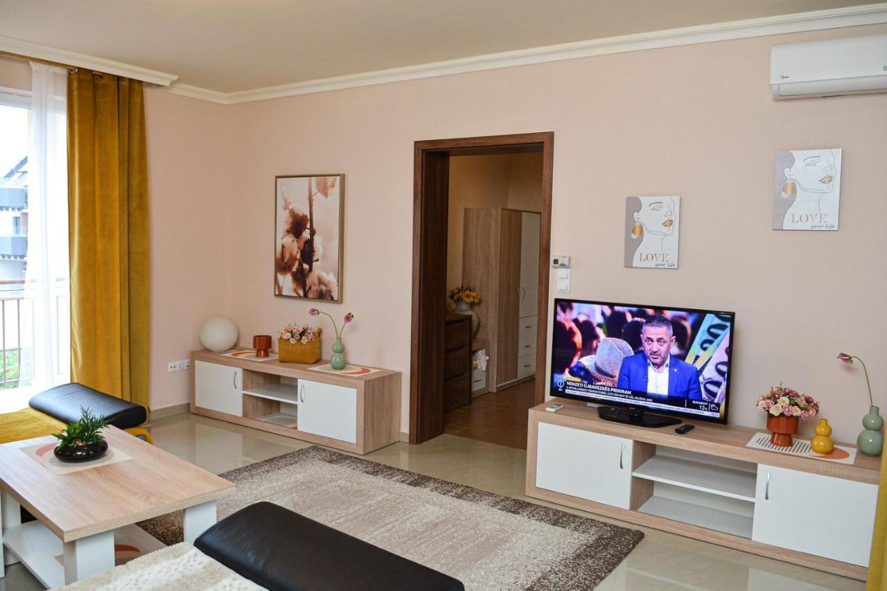 Unicum Apartman Hajdúszoboszló Екстериор снимка